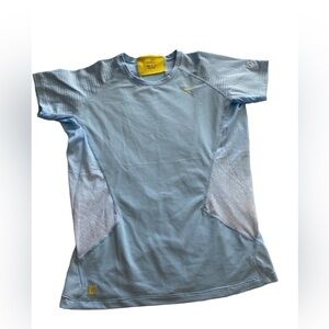 Nike Sphere React women’s golf shirt an elegant Greenbrier logo on sleeve size M